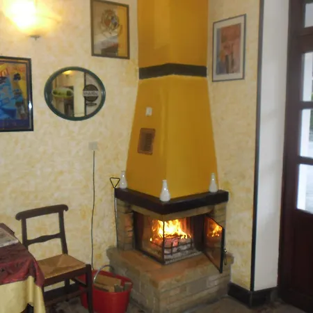 Hotel L'ostu Del Povr-om